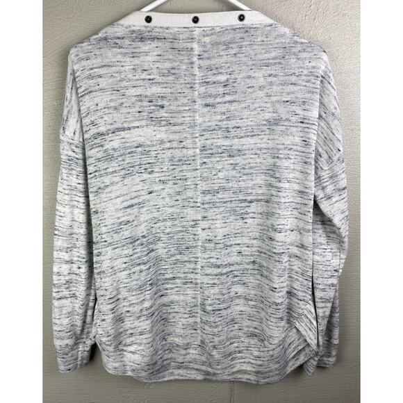 Maurices Women’s Gray Wht Knit Sweater Size Small Cute Snap Neck Boatneck Style - Picture 2 of 6